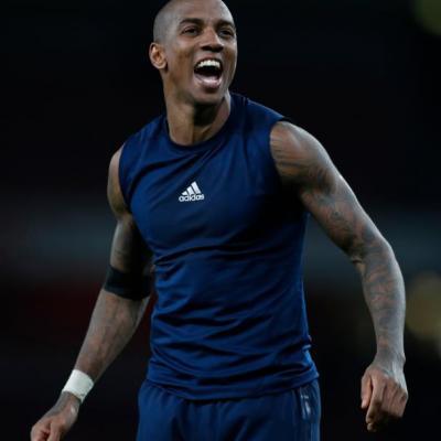 ʲAshley Young