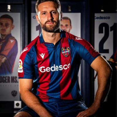 ʩƵ˹ƣShkodran Mustafi