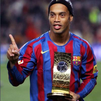罗纳尔迪尼奥（Ronaldinho）